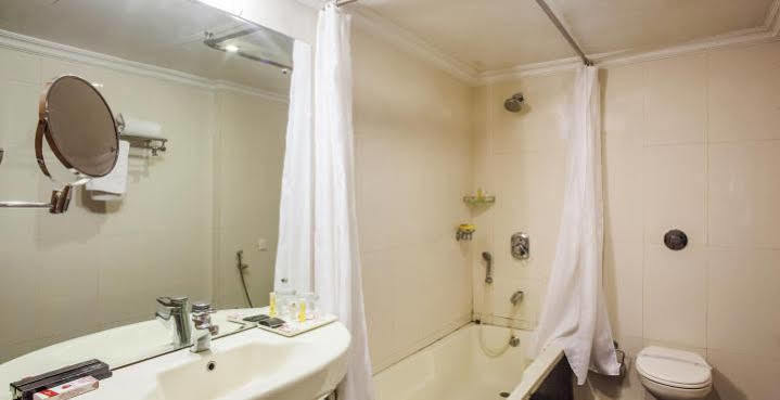 Hotel Grand International Raipur  Exterior photo