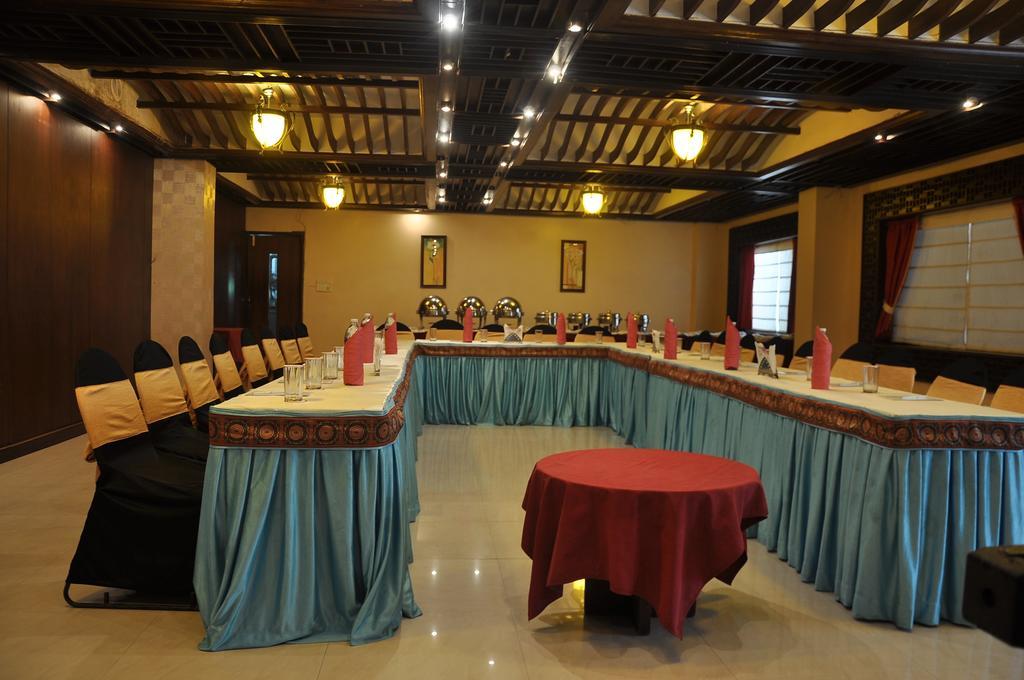 Hotel Grand International Raipur  Exterior photo